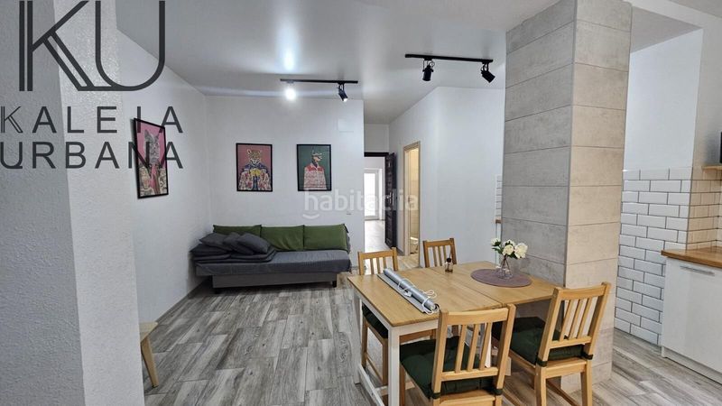 Foto b0497a78-7cf2-464a-8784-43fa21a1c17f. Edifici a Carolinas Bajas Alicante