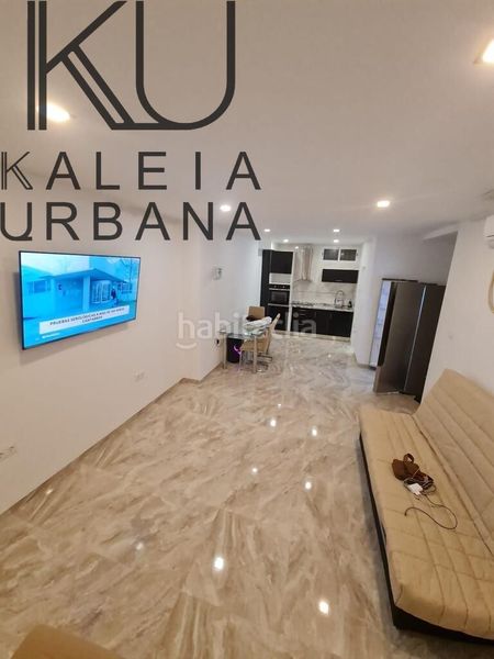 Foto 4921ec15-2afb-413d-aa69-d710ce8bfc72. Estudi amb aparcament a Goteta Alicante