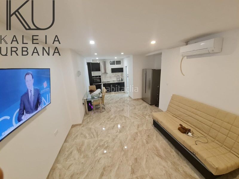 Foto 9f6115ca-c589-4da8-a043-94980e30b50a. Estudi amb aparcament a Goteta Alicante