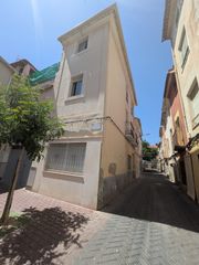 Casa aparellada a Carrer Major