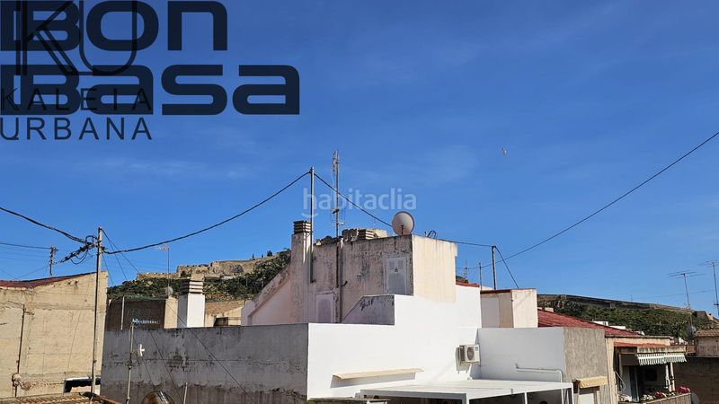 Foto 50c7f29b-21e2-4268-98c3-714c14923560. Àtic a Carolinas Bajas Alicante