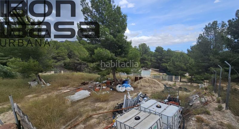 Foto fad961a5-bbae-48c1-a52c-63ecede16506. Terreny residencial a Tibi
