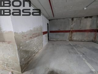 Miete Autoparkplatz in Carolinas Bajas. Plaza de garje con trastero en alquiler en carolinas bajas