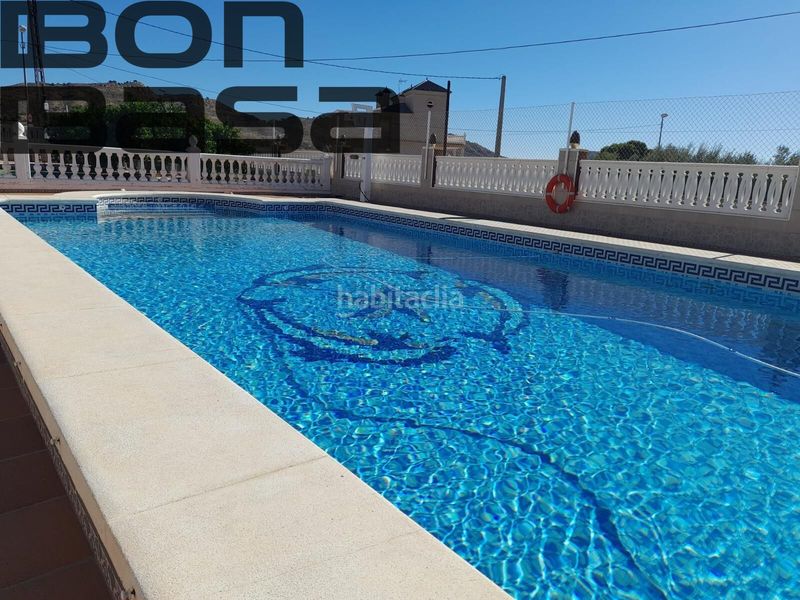 Foto 24c8896f-6d40-4b4b-b798-1e6484713932. Xalet amb aparcament piscina a Moralet Alicante