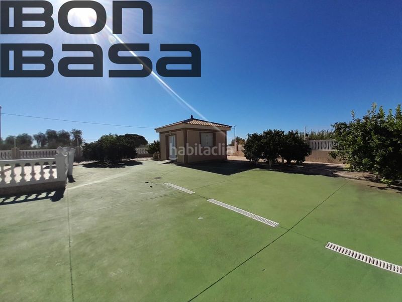 Foto d6061c4e-9da4-447d-b76a-c25f59e4b7a4. Xalet amb aparcament piscina a Moralet Alicante