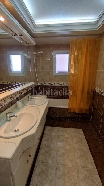 Foto 38dd1856-d1c6-46b0-a0c6-881fcacfd7f2. Pis amb calefacció piscina a Playa de las Gaviotas - El Pedrucho Manga del Mar Menor (La)