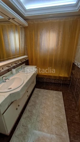 Foto 8996a0d0-c1ae-46f9-8b69-fd608fe9ce7b. Pis amb calefacció piscina a Playa de las Gaviotas - El Pedrucho Manga del Mar Menor (La)