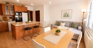 Duplex  Rial de pau costa. Dúplex muy céntrico en arenys de mar, de 4 habitaciones