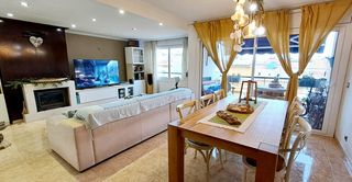 Duplex in Carrer escoles 25. Duplex para entrar a vivir con terraza y cerca de todos los serv