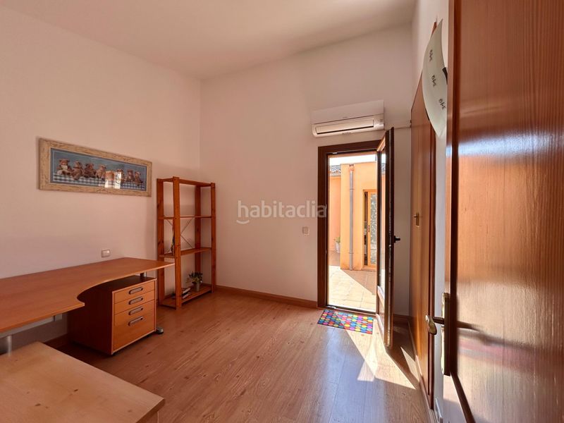 Foto 67b0ccf2-6940-49b3-a0a7-1f0c9622ce7e. Lloguer casa adossada amb aparcament a Sencelles