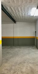 Rent Car parking  Calle eladi homs. Plaza de parking amplia mas trastero la soluci�n que estabas bus