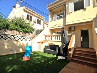 Rent Semi detached house in Son Ferrer. Descubre tu nuevo hogar en son ferrer, calvia!!