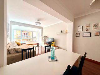 Location Appartement à Bons Aires. Gran piso de 3 dormitorios en ubicación excepcional, cerca de pl