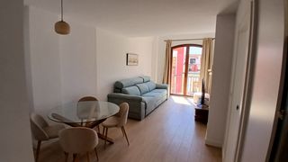 Miete Etagenwohnung in Calle frailes 32. Piso hive en alquiler en málaga con todo incluido