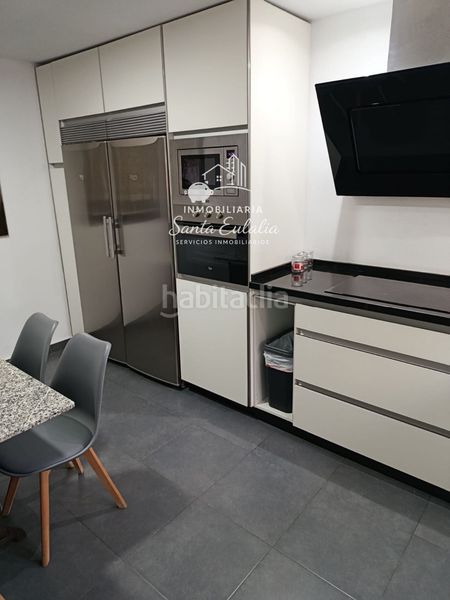 Foto 6868808c-95e4-4222-baf0-d5d0bacd652e. Casa adossada amb aparcament a Norte Mérida