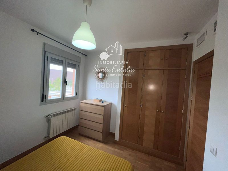 Foto a2c29c69-30ee-46e4-b21c-631b64191eba. Flat with heating parking in Oeste Mérida