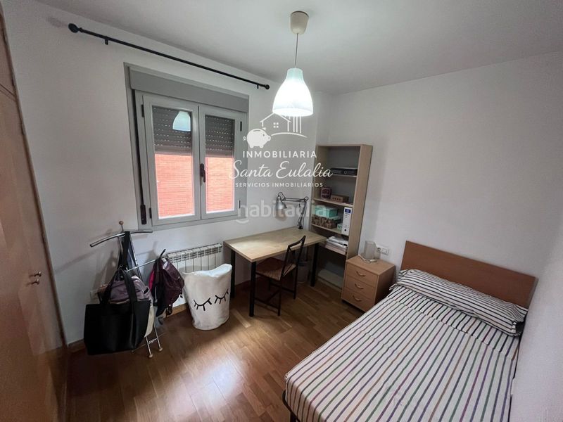 Foto f7f836c4-96ca-4806-813d-2d89ac74e649. Flat with heating parking in Oeste Mérida