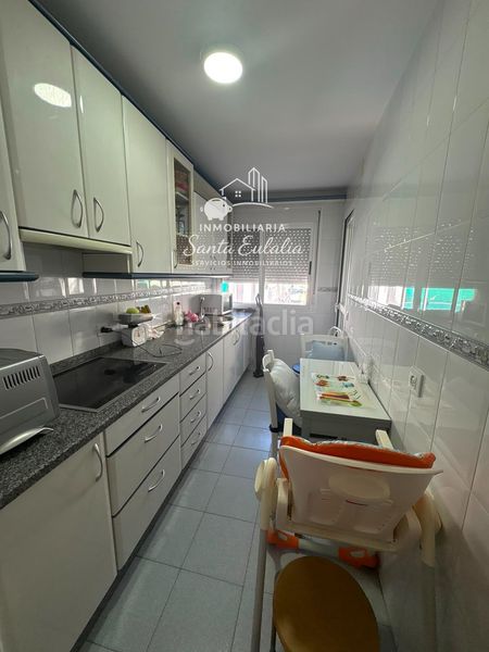 Foto 011de860-13a2-437d-8983-d0978354f046. Pis amb calefacció aparcament a Este Mérida