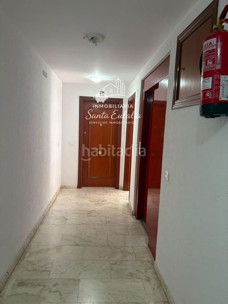Foto f44fd0ff-e514-428d-8775-688c69aa1747. Pis amb calefacció aparcament a Este Mérida