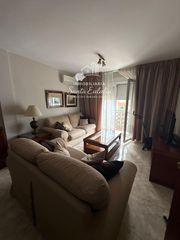 Etagenwohnung in Este. Pisazo en venta en juan carlos i con ascensor, garaje y trastero