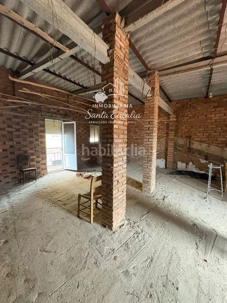 Foto 79a704b5-c390-48c1-a896-b21d7196d1ba. Casa adossada a Calamonte