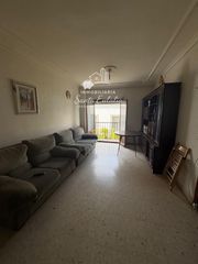 Appartamento in Centro. Pisazo centrico muy espacioso de 4 habitaciones y 2 baños