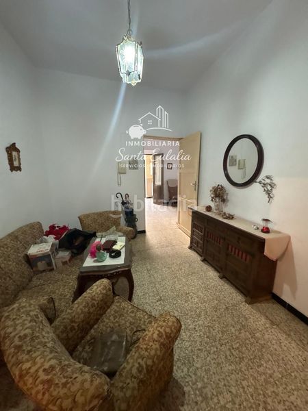 Foto 95e99de0-8f32-49c5-9f74-3d197d019c61. Casa amb calefacció a Centro Mérida