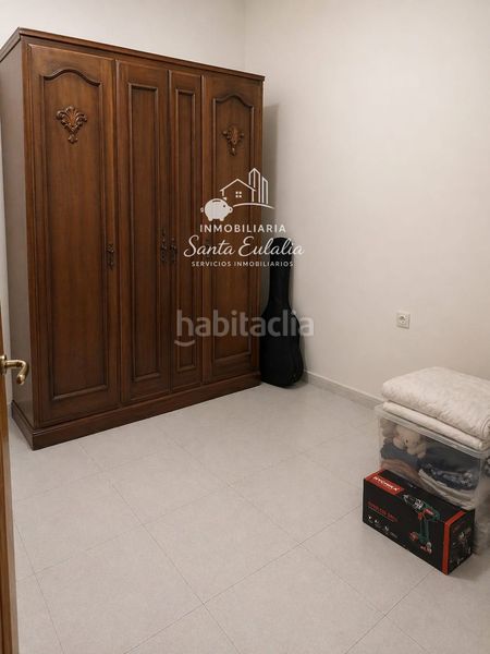 Foto cd87474c-70c4-45fd-880a-194a0349c1db. Casa amb aparcament a Este Mérida