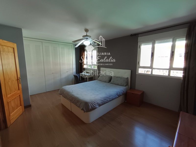 Foto e892bf16-ff96-4fa2-8e1f-20eb1a1b1e78. Casa adossada amb calefacció aparcament a Norte Mérida