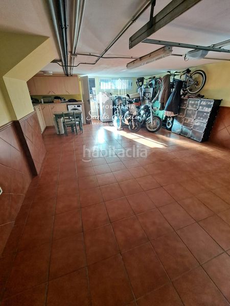 Foto 7856c3ae-a7c5-43d0-a91b-b9a6b8bc1f9e. Casa adossada amb calefacció aparcament a Norte Mérida