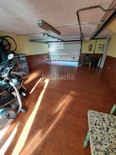 Foto 8bee29d4-a9df-4380-aa56-8340c2515bf5. Casa adossada amb calefacció aparcament a Norte Mérida