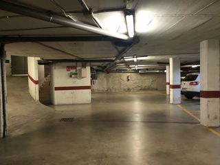 Aparcament cotxe en Carrer unió 13. Parking para coche