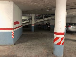 Autoparkplatz in Carrer d'espoz y mina 7. Parking para coche