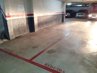 Car parking in Carrer de la verge de fátima 11. Plaza de aparcamiento en venta zona plaza del progrés