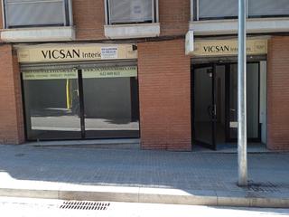 Location Local commercial à Carrer de primer de maig 12. Local en alquiler cerca de los mossos d'esquadra
