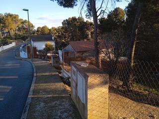 Terrain résidentiel à Carrer cava 23. Terreno en venta sant muç