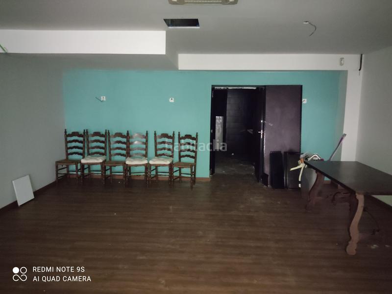 Foto ab9a2b7d-2885-4e84-ab5c-3dc07898d8e0. Alquiler local comercial en carrer de cervantes 30 local en alquiler centro en Rubí