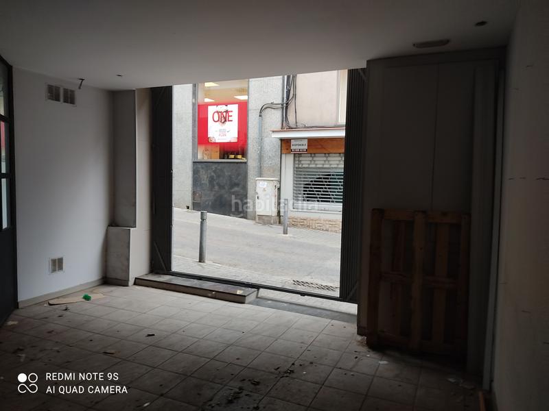 Foto e1caea9a-39ea-49c8-918e-9d52382e0c43. Lloguer local comercial a carrer de cervantes 30 a Rubí