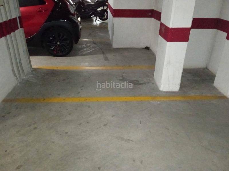 Foto 56c74230-a56e-4d59-9c48-9b0f1ec9db42. Motorradparkplatz in carrer de duran i bas 7 in Progrés Rubí