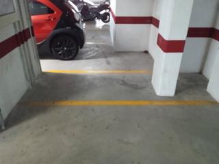 Parking moto en Carrer de duran i bas 7. Plaza de moto en venta en rubí