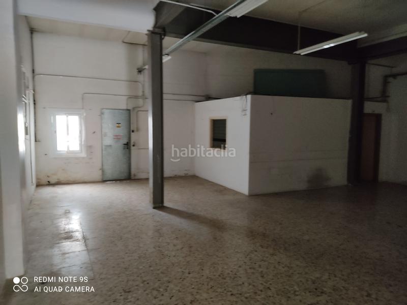 Foto 75782548-a758-4a41-a1ee-2a43b994ee2d. Alquiler local comercial local en alquiler en Mercat Rubí