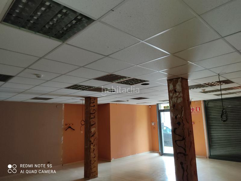 Foto 8f00c4ac-7123-437a-acd8-7acaff4834db. Alquiler local comercial local en alquiler en Mercat Rubí