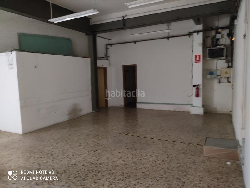 Foto 1718b0e1-2cd4-429b-a996-53f97dbd27ea. Local comercial local en venta den carretera sant cugat en Rubí