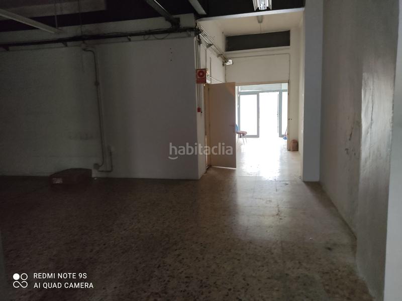 Foto e8bd60ee-4280-45f7-b2e7-63e26fa62c7a. Local comercial local en venta den carretera sant cugat en Rubí