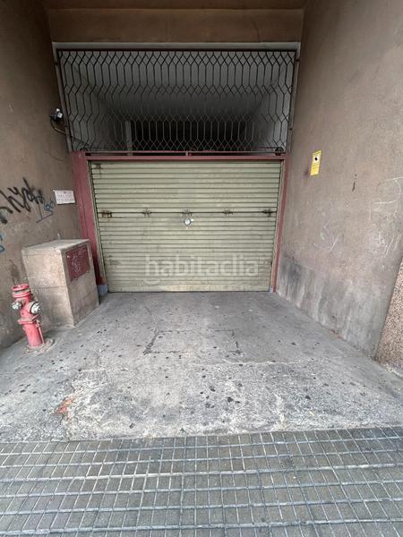 Foto 593a52e1-138e-42b8-bb69-baf6dbdd1a31. Alquiler parking coche en carrer de magí ramentol 21 plaza en alquiler zona mercado en Rubí