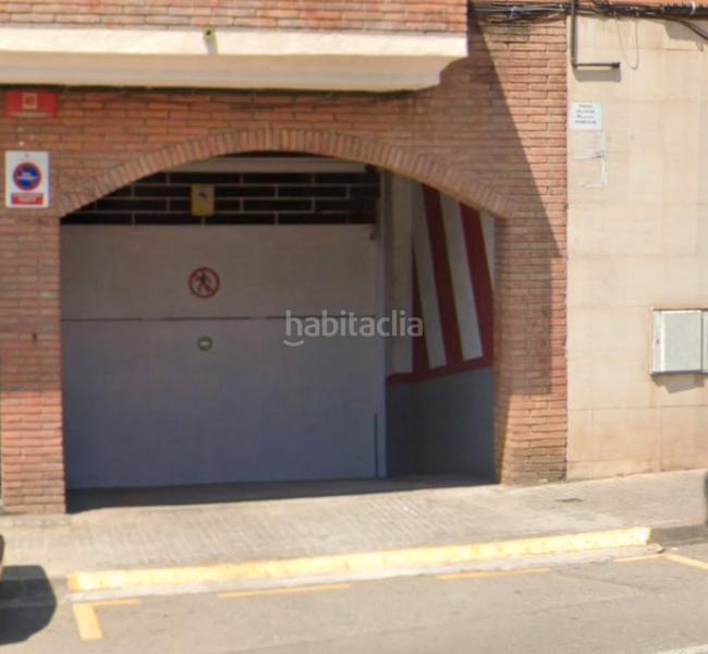 Foto e3e6fe01-4ec6-42d3-a818-2e3a2d16ca03. Aparcament cotxe a avinguda de l'estatut 119 a La Serreta Rubí