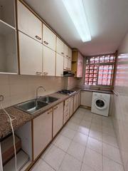 Pis  Carrer de sant joan. Piso en venta en pleno centro de rubí – 4 habitaciones, balcón y