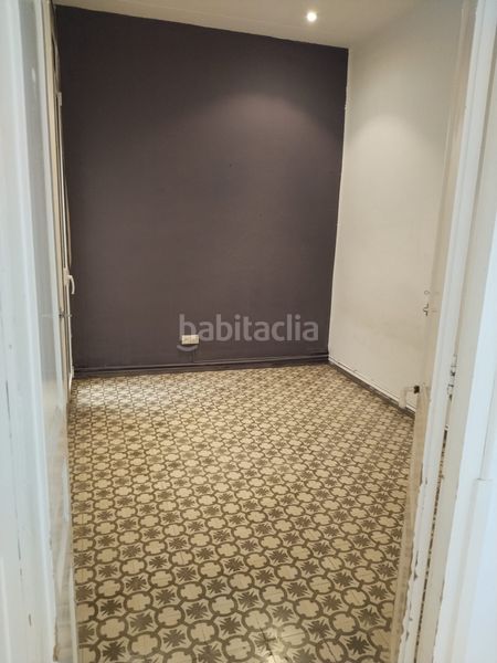Foto 0798f220-d6c7-4583-bf34-23c7daddc209. Casa adossada amb xemeneia calefacció a Centre Rubí