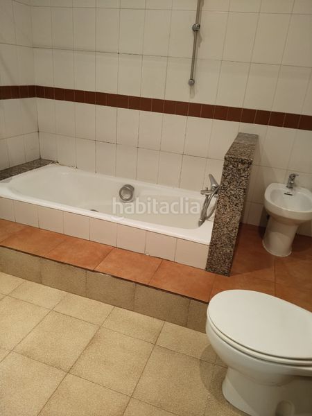 Foto 4da71bf8-9577-441e-a026-ca5920b75be1. Casa adossada amb xemeneia calefacció a Centre Rubí