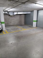 Autoparkplatz in Carrer de Duran i Bas 1